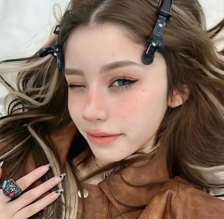 女鬼来敲门